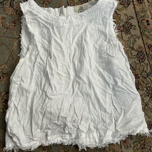 Women's White Sleeveless Top